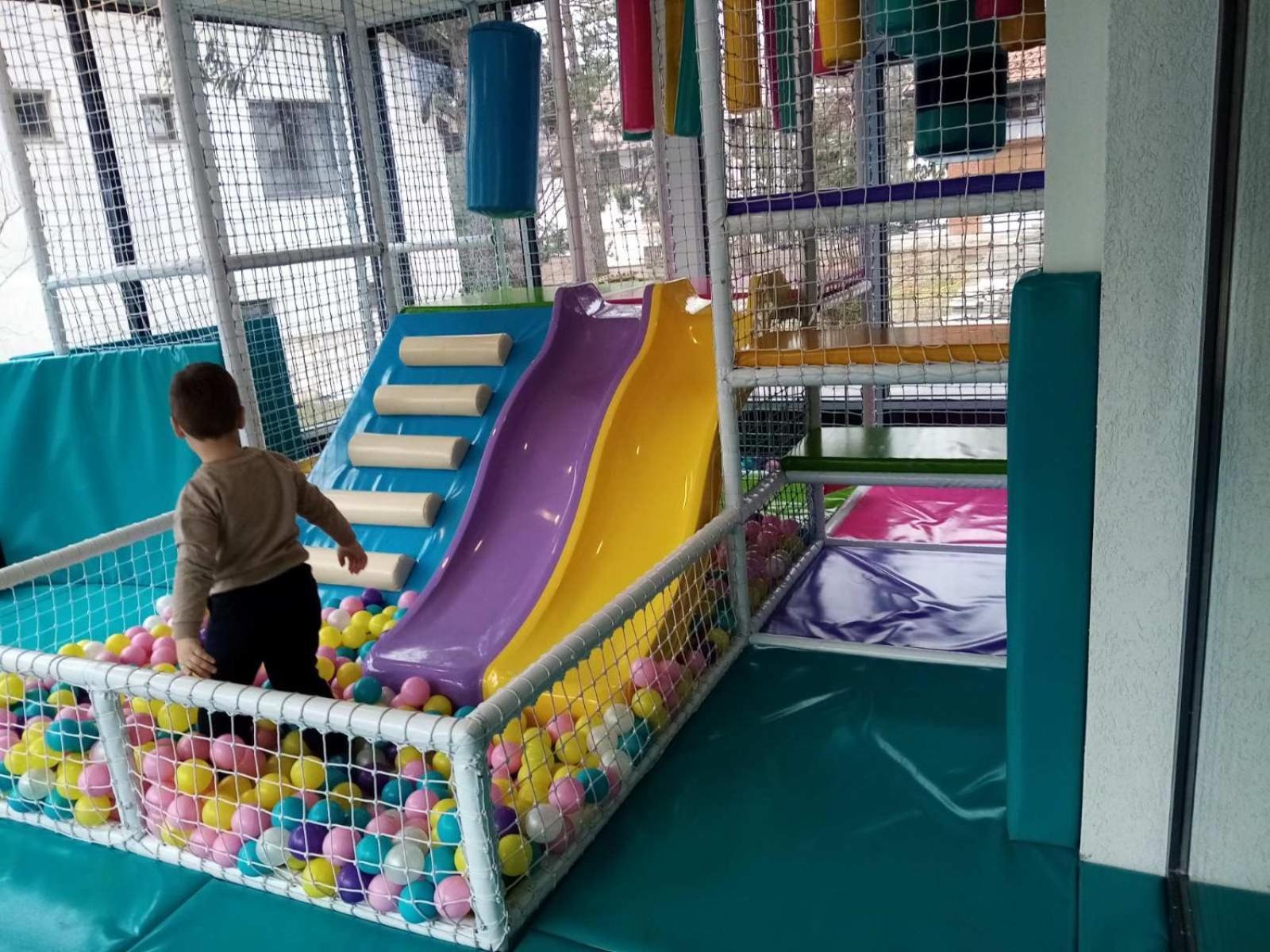 زلاتيبور Mans Lux 8 Apartman المظهر الخارجي الصورة