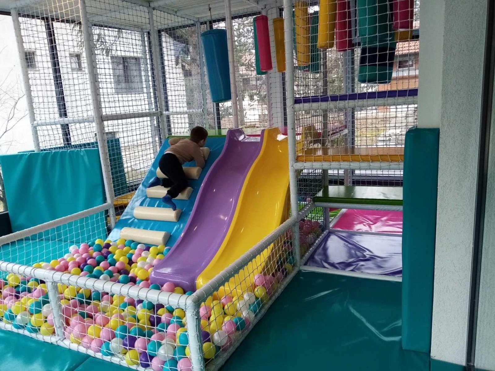 زلاتيبور Mans Lux 8 Apartman المظهر الخارجي الصورة