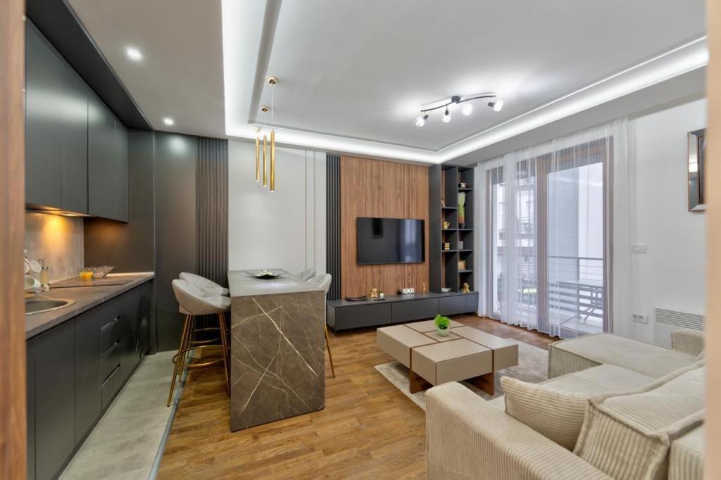 زلاتيبور Mans Lux 8 Apartman المظهر الخارجي الصورة